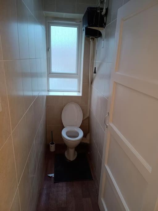 Apartament Spacious 3 Bed Flat Opp Springfield Park, Hackney. Londra